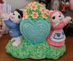 Vintage Accents Unlimited Inc. Easter Bunnies with Heart c.1995 - As Is