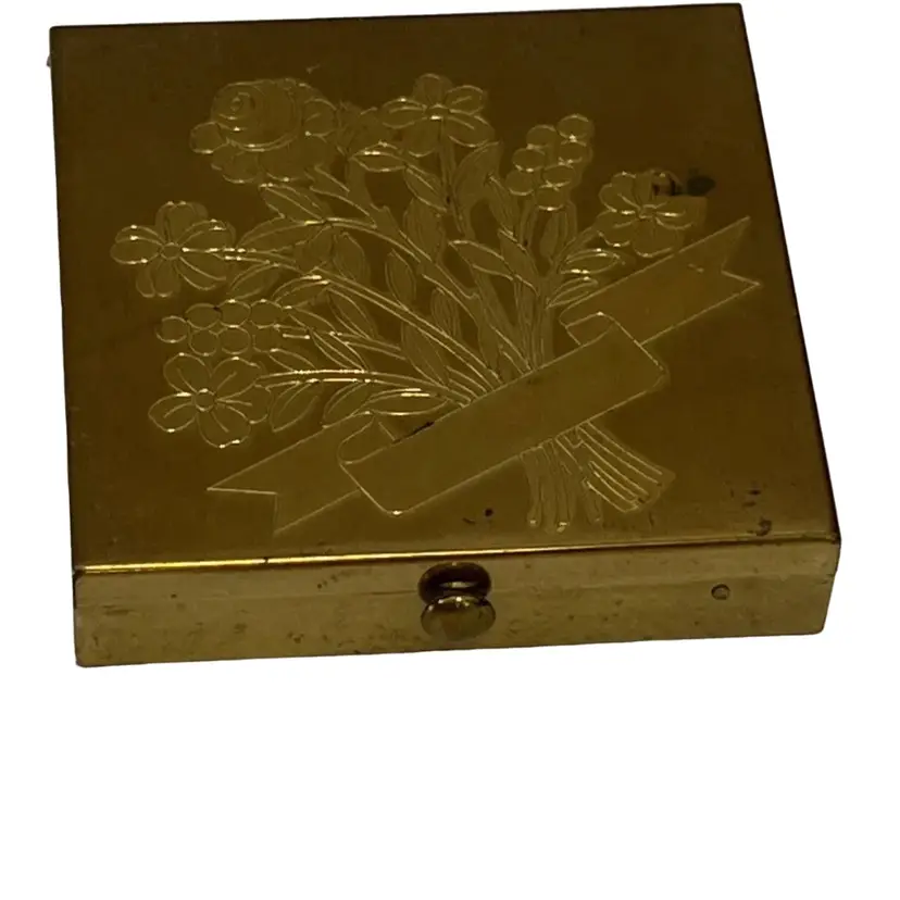 Vintage Woodworth Makeup Gold Tone Powder Compact Puff Floral Bouquet