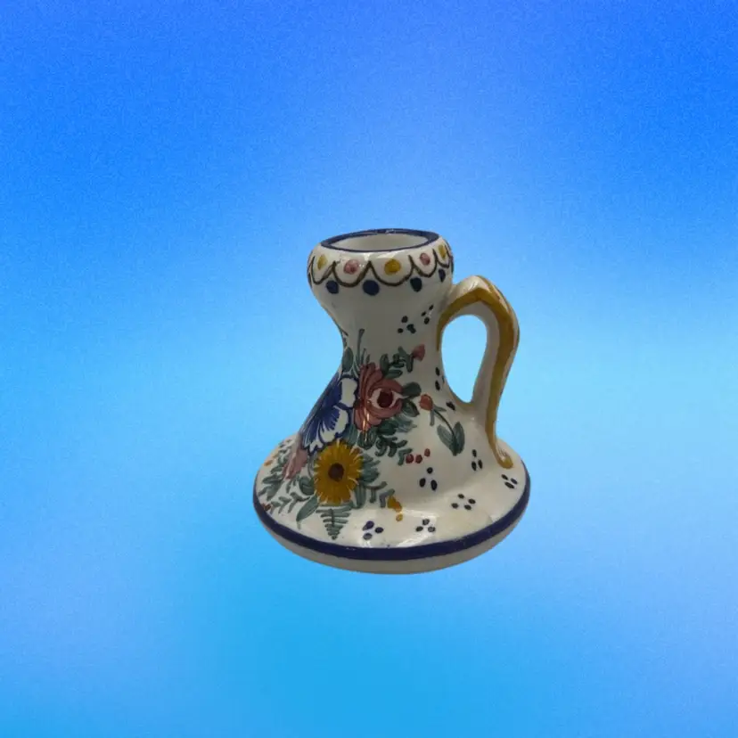 A19 Hand-painted candlestick holder