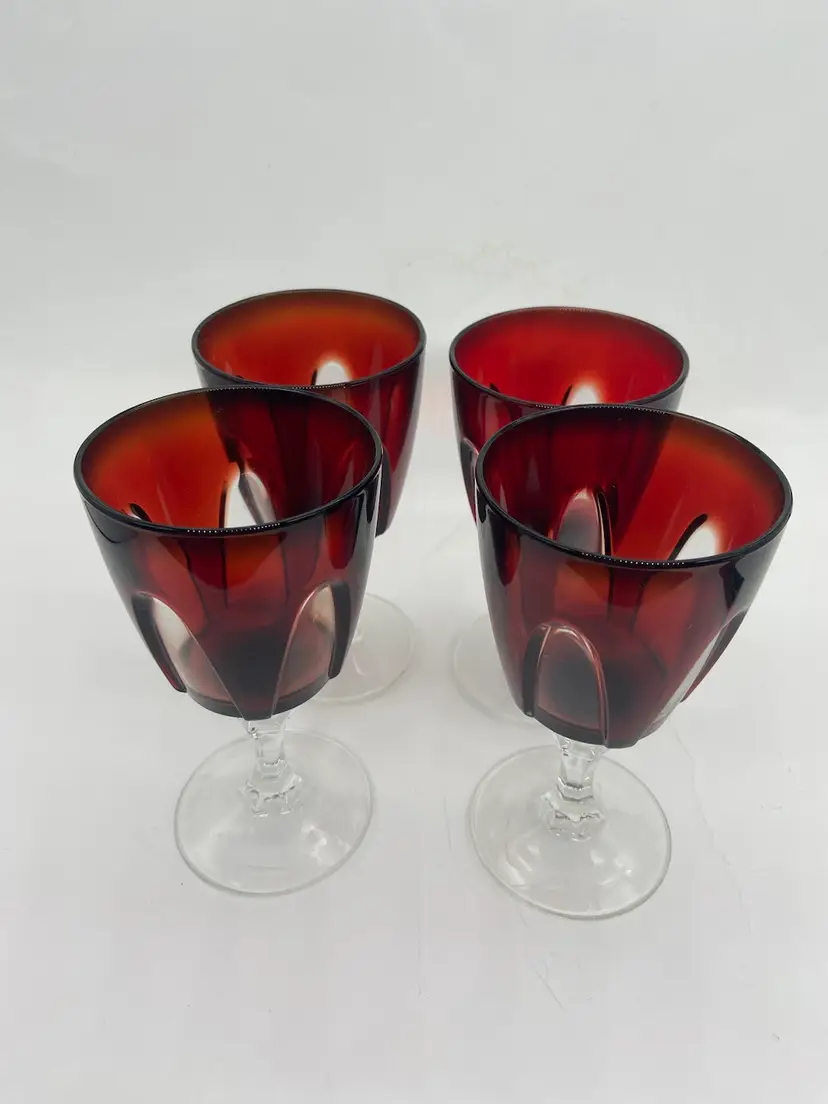 #21 GG Vintage Red Gothic Arch Durand Of France Wine Goblets Set Of 4