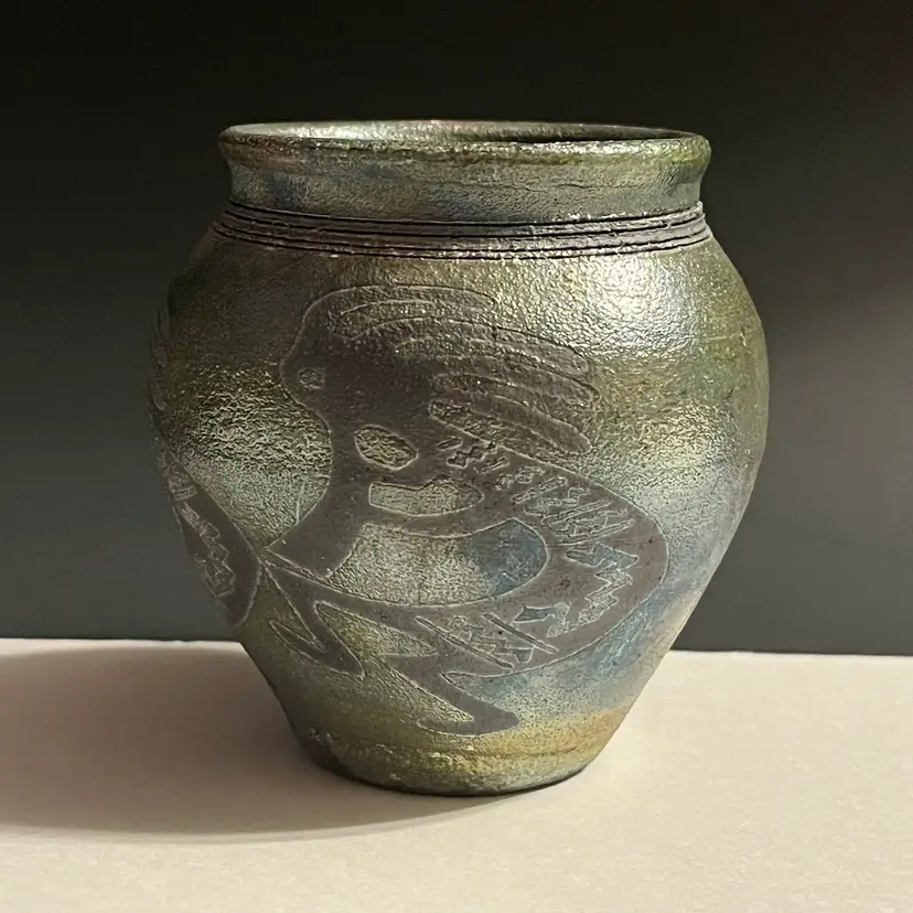 Jeremy Diller Raku Fired Kokopelli Vase Pot Iridescent 3⅛"H 2005 Signed Pottery