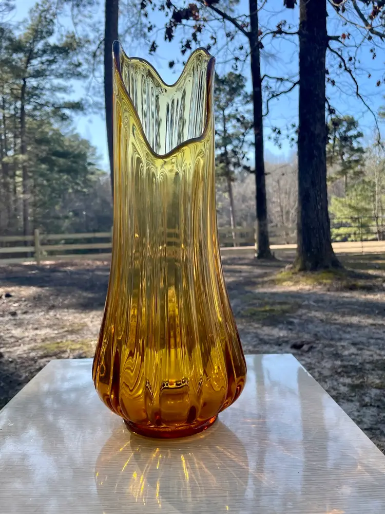 LE Smith Simplicity Amber 16.5” Ribbed Fat/Wide Bottom Swung Vase - Vintage