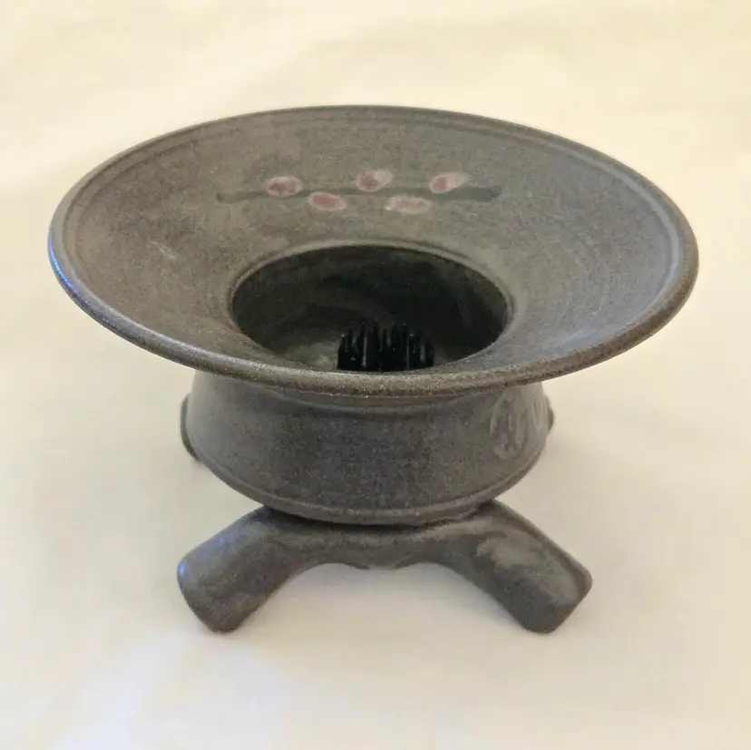 Art Pottery Glazed Ceramic Japanese Ikebana Vase Metal Flower Frog 5⅜” Diameter with Chop Mark