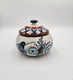 #TR38 Ken Edwards Guatemala Mayan Lidded Dish