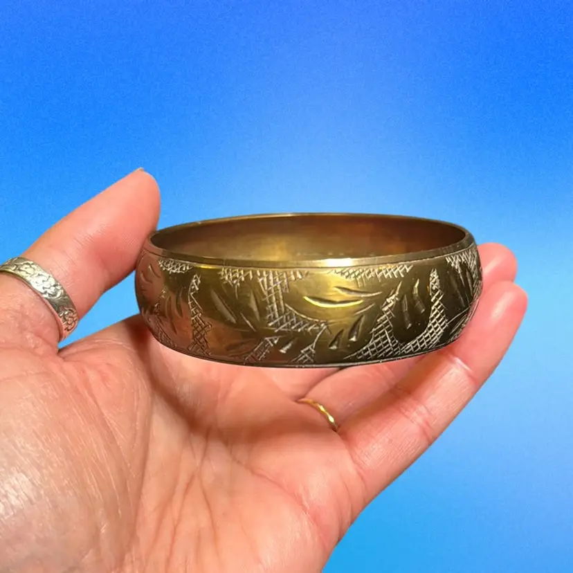Vintage Boho MCM Etched Brass Bangle India 2.5”