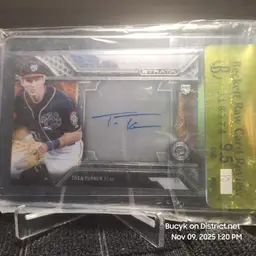 2016 Topps Strata Auto - Trea Turner Washington Nationals BGS Raw 9.5