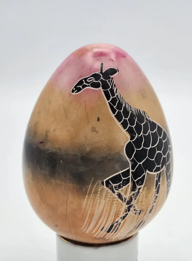 Soapstone Egg - Giraffe