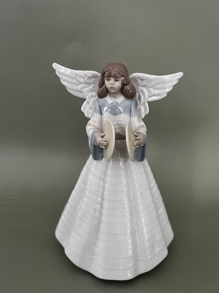 Retired 1990 Lladro Angel Tree Topper 5876 Angelic Cymbalist