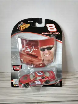 2005 Winner's Circle Dale Earnhardt Jr #8 1:64 Car w/Auto Hood Magnet - Collect