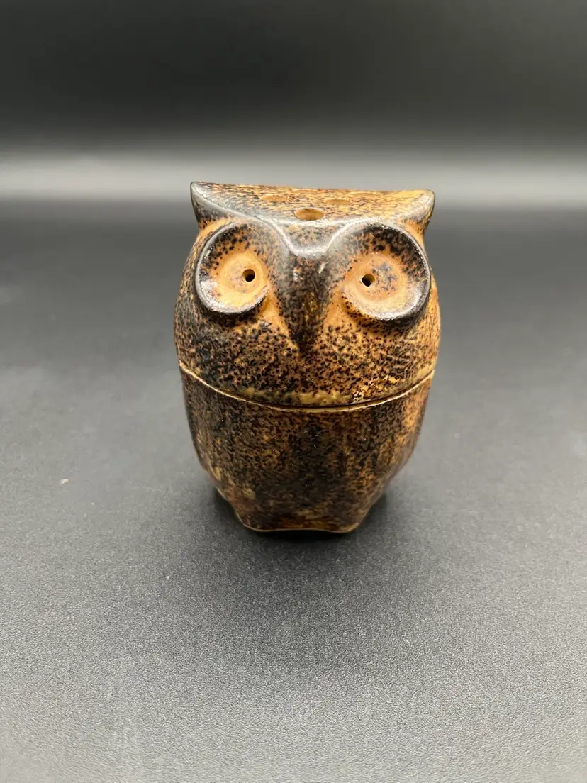 Two-Piece Brown Stoneware Pottery Owl Cone Incense Holder Japan 3.25”🦉
