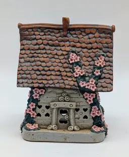 1990 Windy Meadows Pottery Rose Cottage