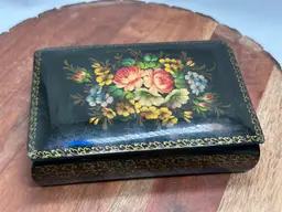Vintage Lacquer Russian Hand Painted Lidded Jewelry Dresser Box