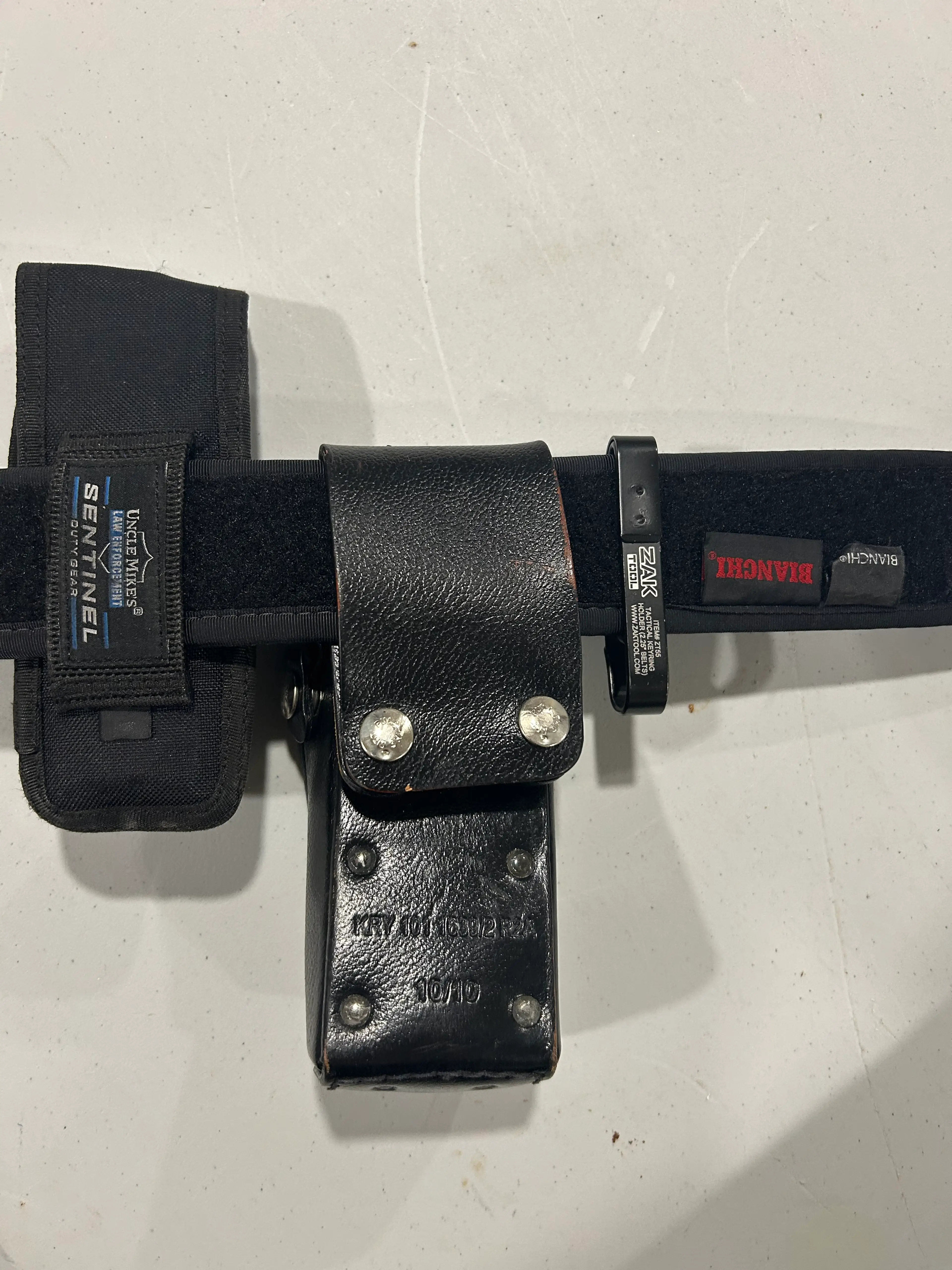 Image 3 of 4