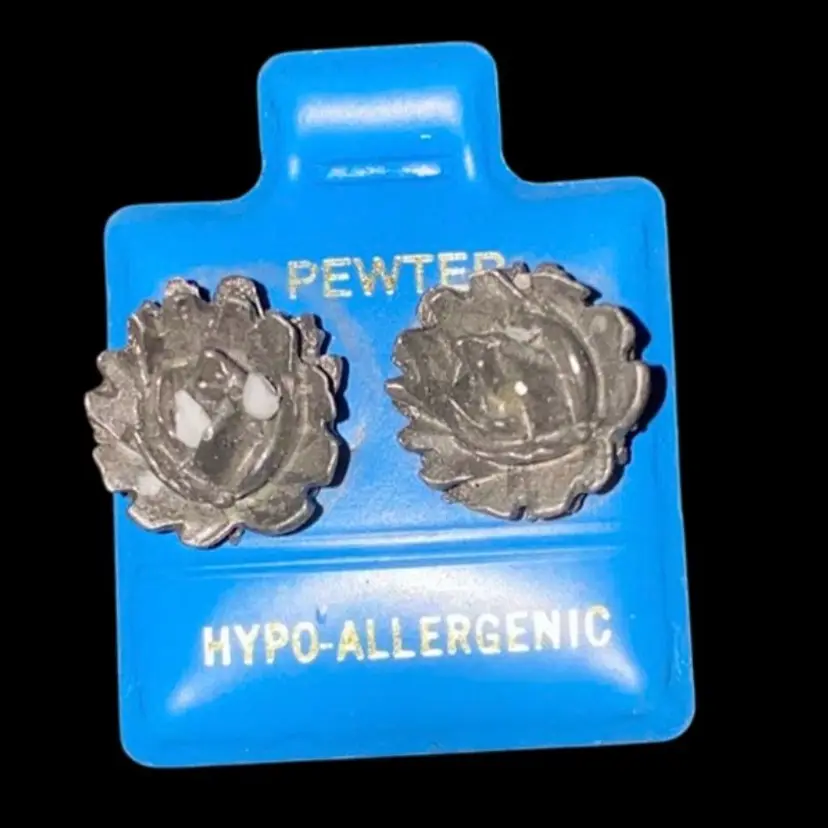 #30- New Old Stock Vintage 1980S Pewter Post Earrings As Pictured