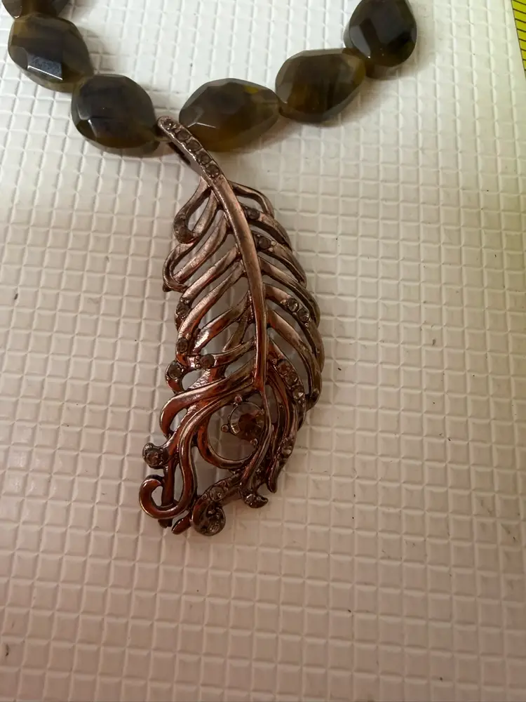 Necklace With A Leave Not Missing Stones