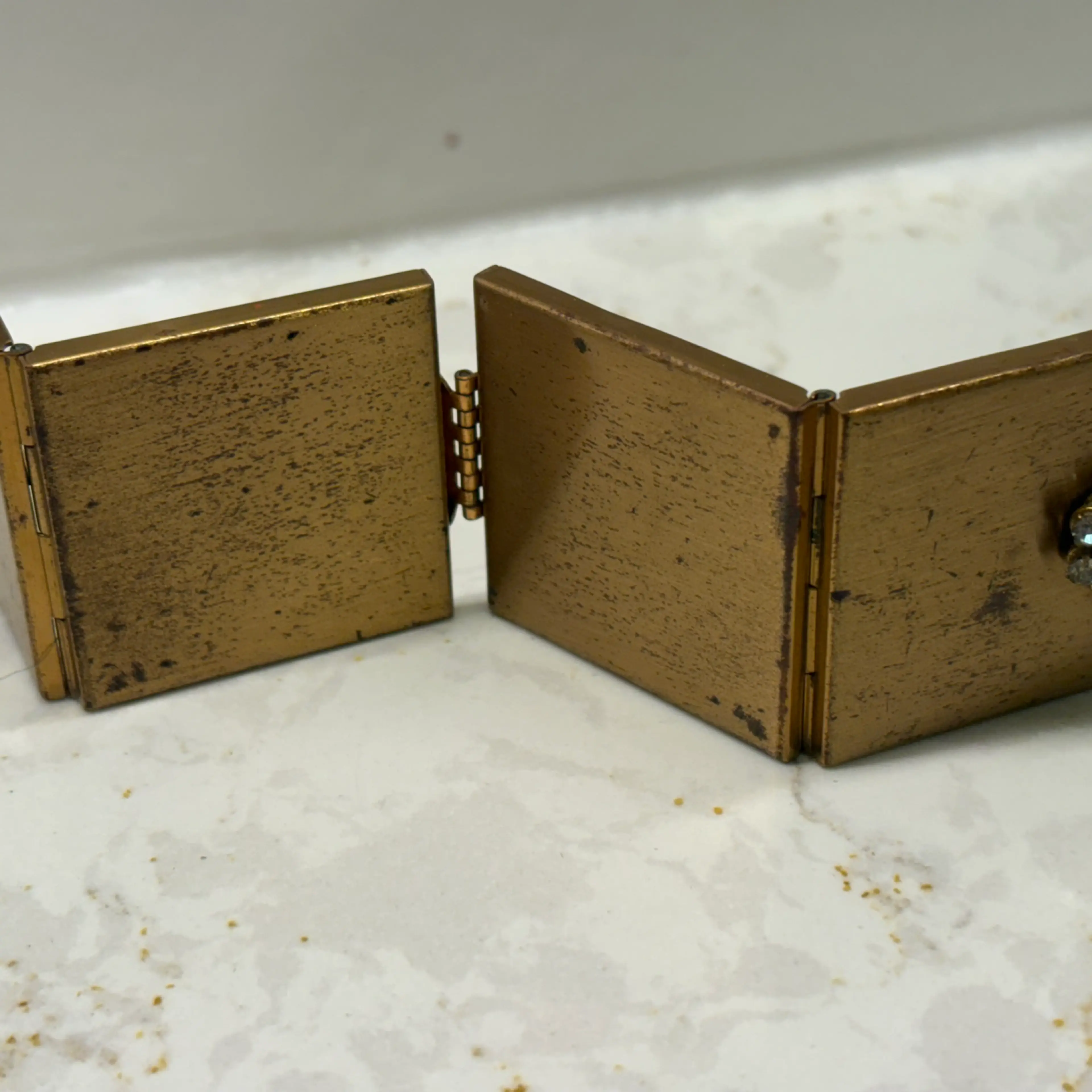 Image 5 of 8