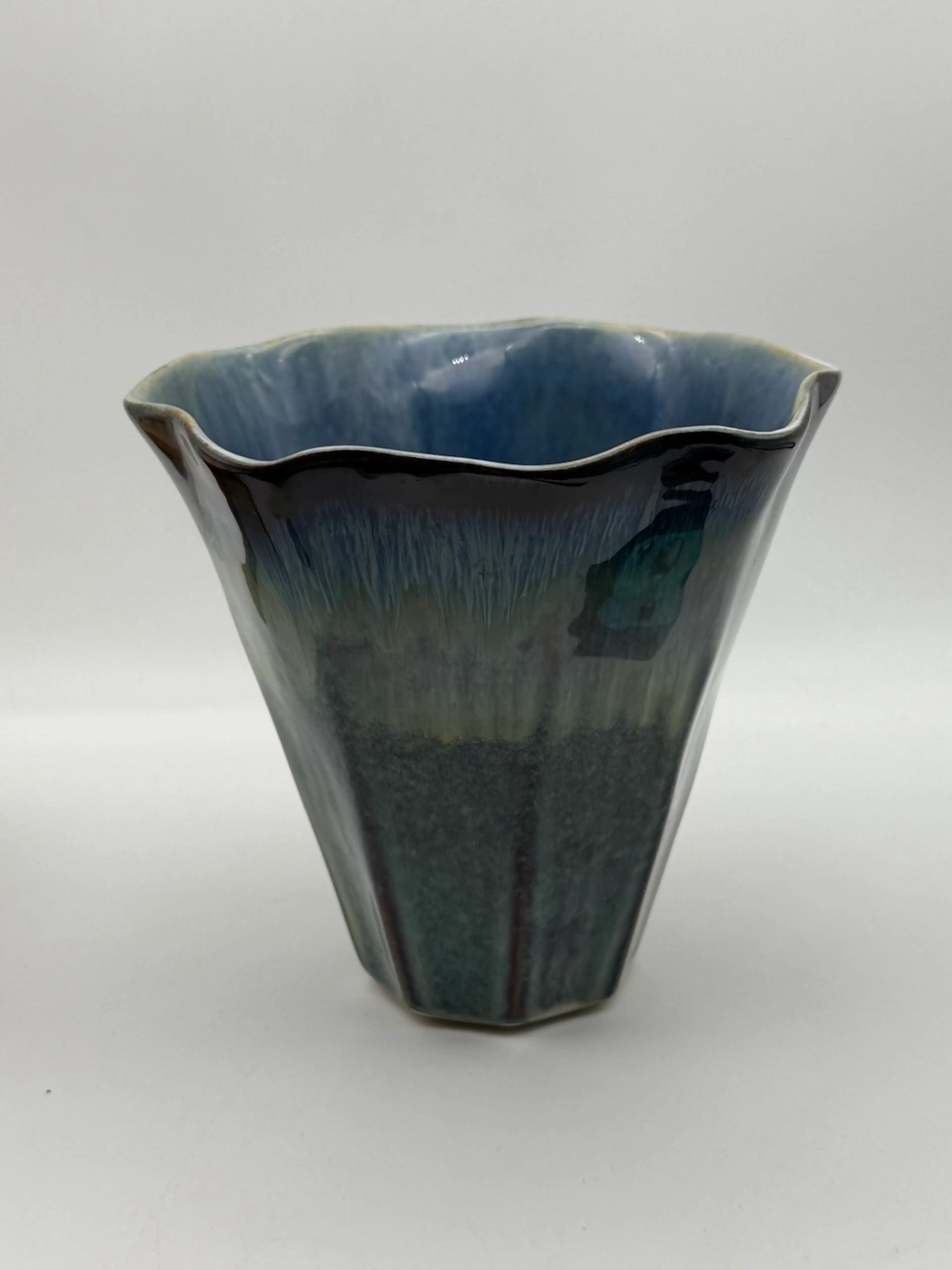 Image 3 of 7