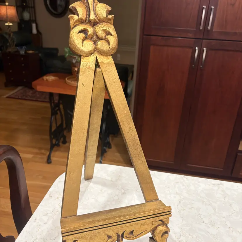 Tall 20” Carved Gold Wood Tabletop Easel Stand Baroque Victorian Display