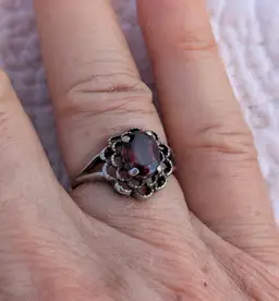 Vintage Sterling Silver and Garnet Ring with Flower Design, Size 6.25