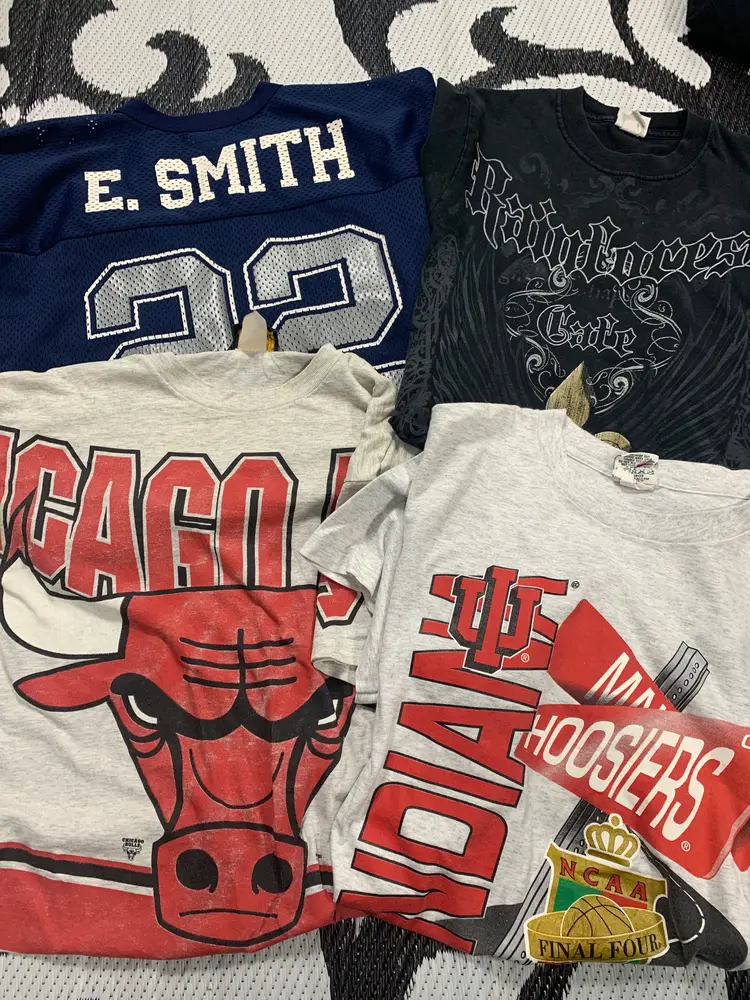 Vintage Shirts, Graphic Shirts, $2 Starts!!!