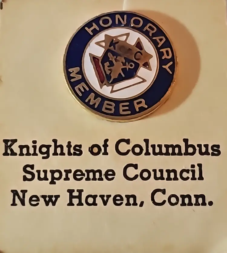 Honorary Member Knights of Columbus Supreme Council New Haven, Conn Pin Back