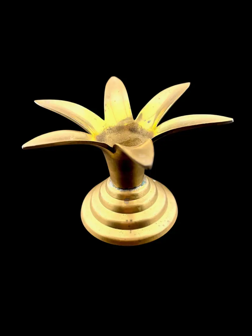 Vintage Brass Pineapple Leaf Candlestick Holder - 4" Tall x 6" Wide
