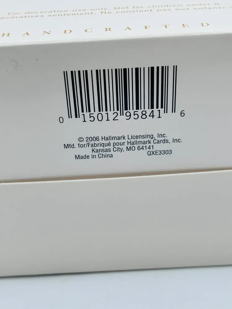 2006 Hallmark  "Mary’s Angels Tree Topper"