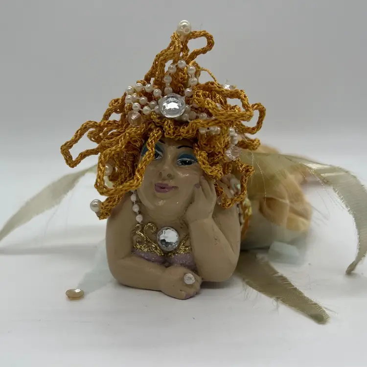 Wayne Kleski Katherine’s Collection Mermaid 12” Gold Blond Hair Figurine