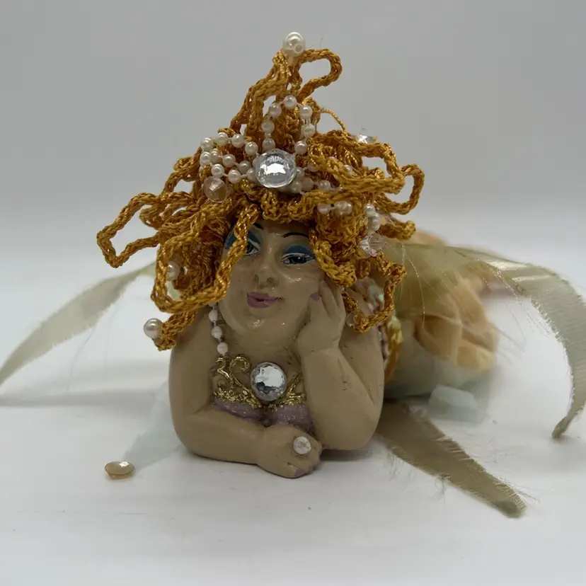Wayne Kleski Katherine’s Collection Mermaid 12” Gold Blond Hair Figurine