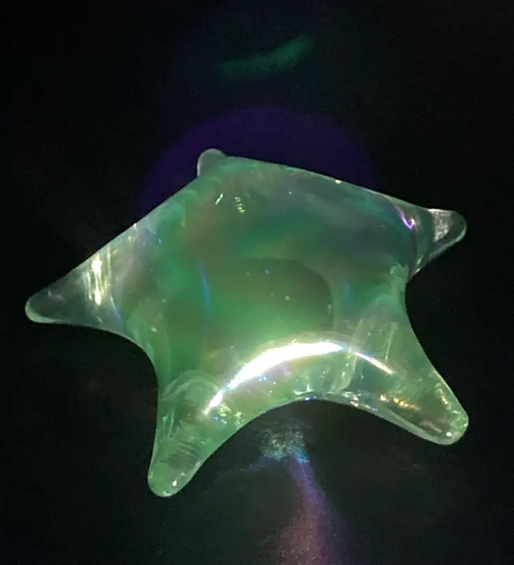 UV Reactive Iridescent Glass Starfish Paperweight! 3 1/2” Wide 1 1/2” Tall.  No Damage!