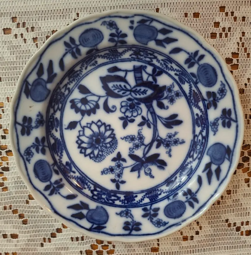 Antique Flow Blue Meissen by England Bread or Dessert Plate