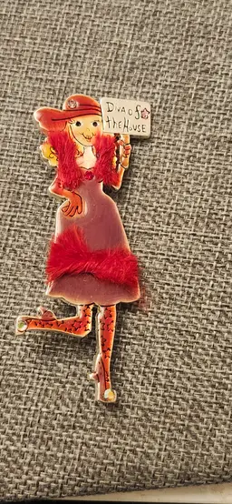 Lady Diva Of The House Brooch Pin Enamel Feathers Rhinestone silver Tone AJMC