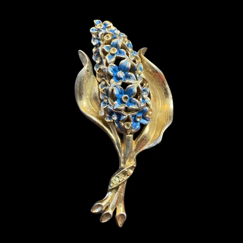 Flower Bouquet Brooch 2 1/2” X 1 3/4”