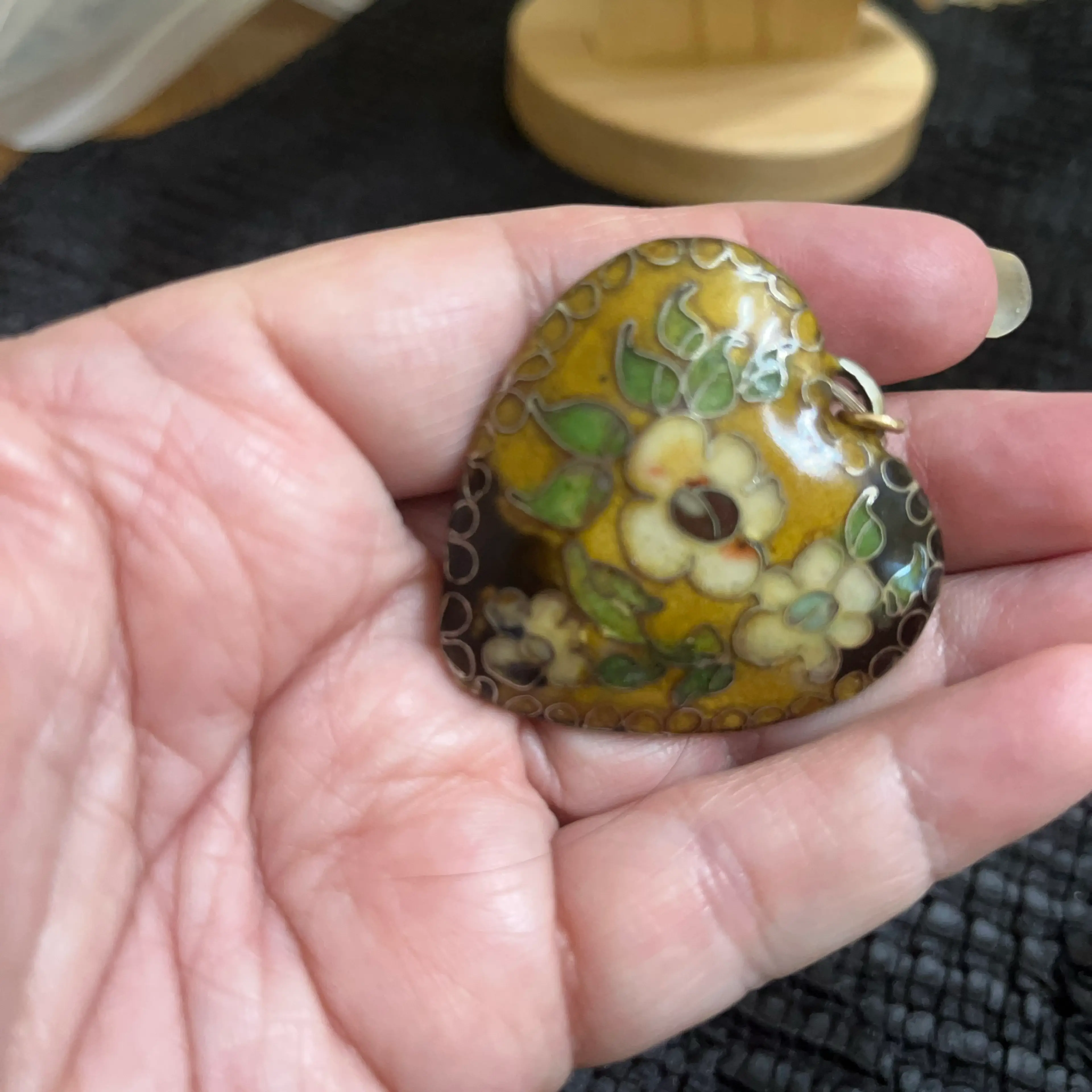 Image 4 of 4