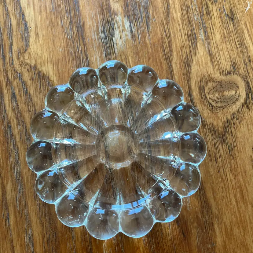 Clear glass Anchor Hocking 'Boopie' scalloped edge decorative dish.4.5”