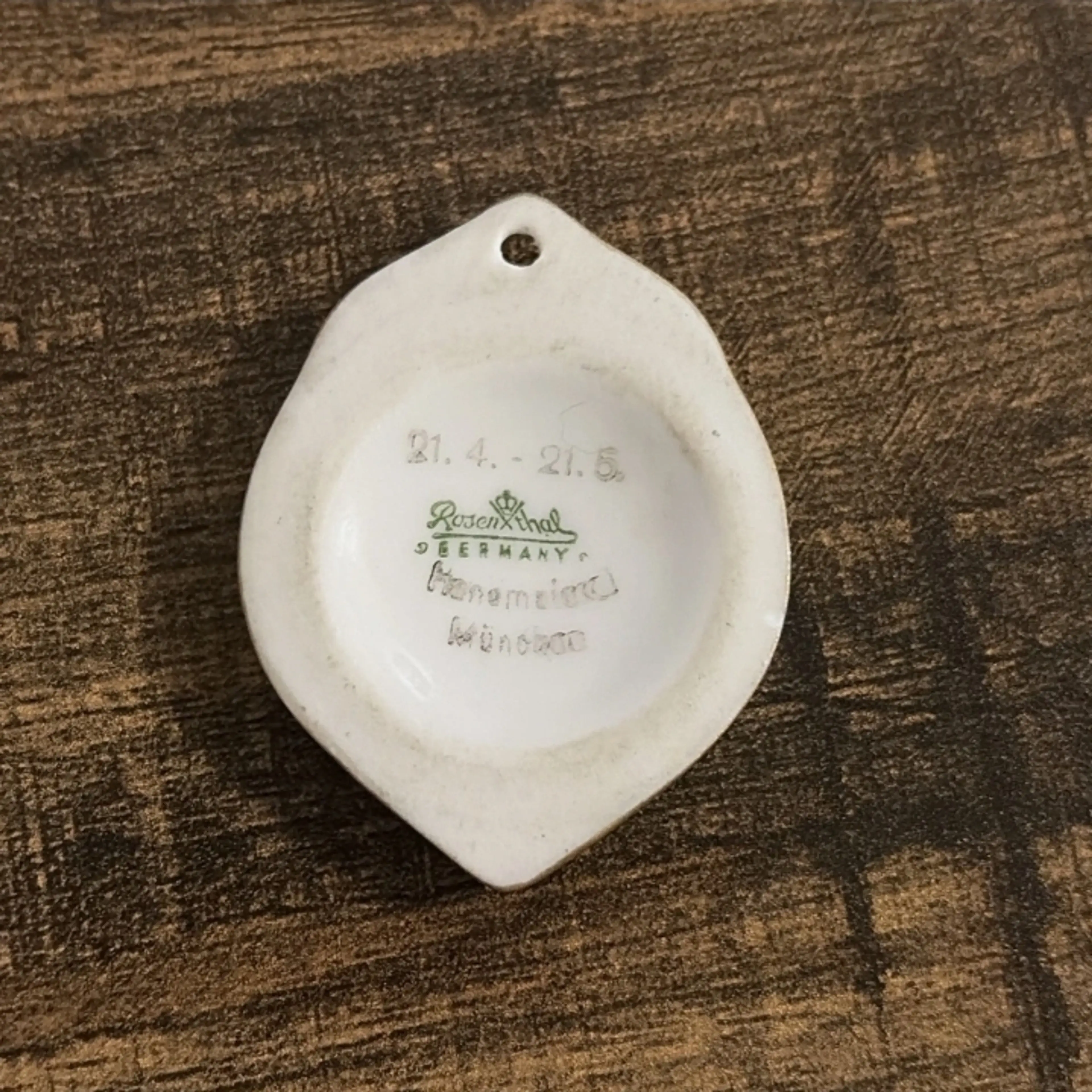 Image 2 of 6