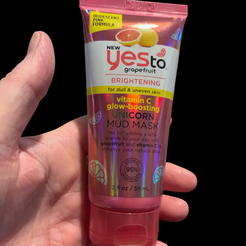 Yes To Grapefruit Brightening For Dull And Not Even Skin Vitamin C Glow Posting Unicorn Mud Mask 2 Fluid Ounces