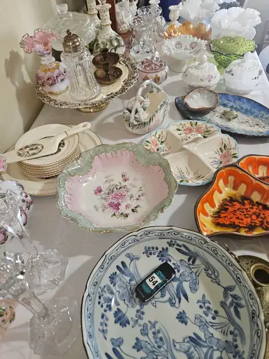 Are you in Hot Pursuit of Gorgeous Glass? Stop Here!