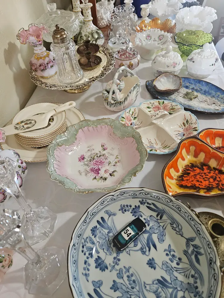 Are you in Hot Pursuit of Gorgeous Glass? Stop Here!