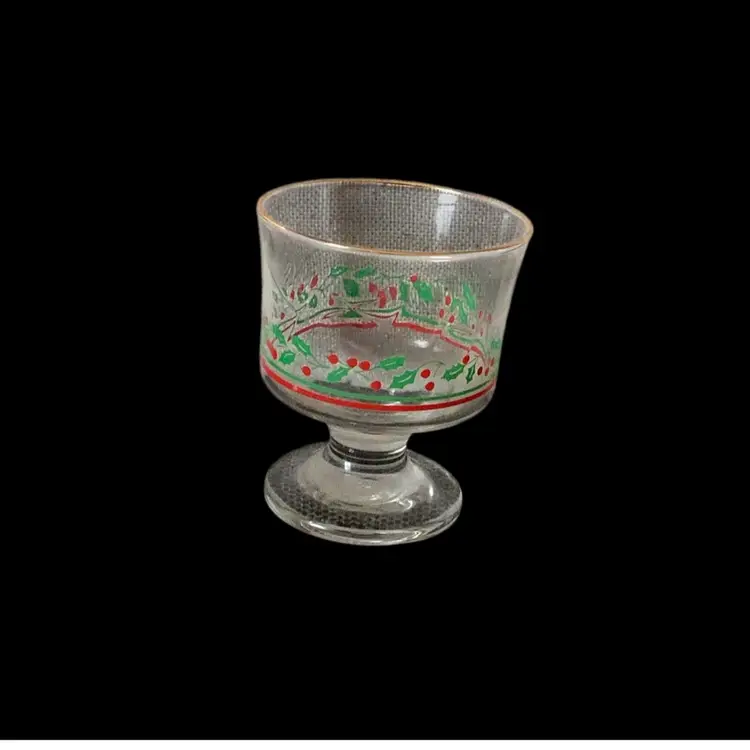 4 Libbey Glassware Arby’s Holly Berry Dessert Glass No Chips Or Cracks