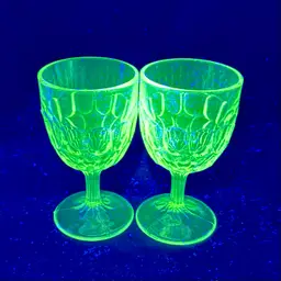 RARE Antique EAPG Thumbprint Water Glasses 1800s Pressed URANIUM Glass GLOWS! Set Of 2