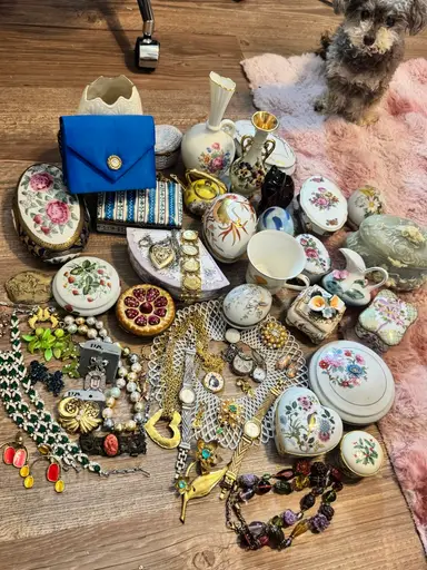 Some Pretty Things 😍prebids Open