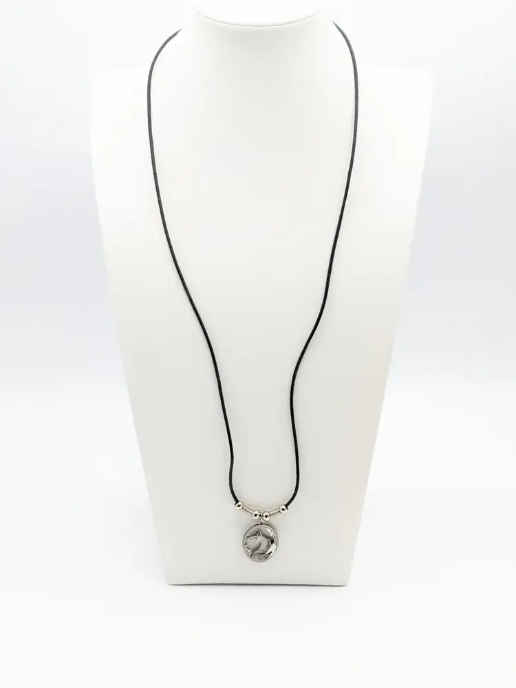 Vintage Sisk Horse Head Pendant Necklace Pewter Equestrian Jewelry