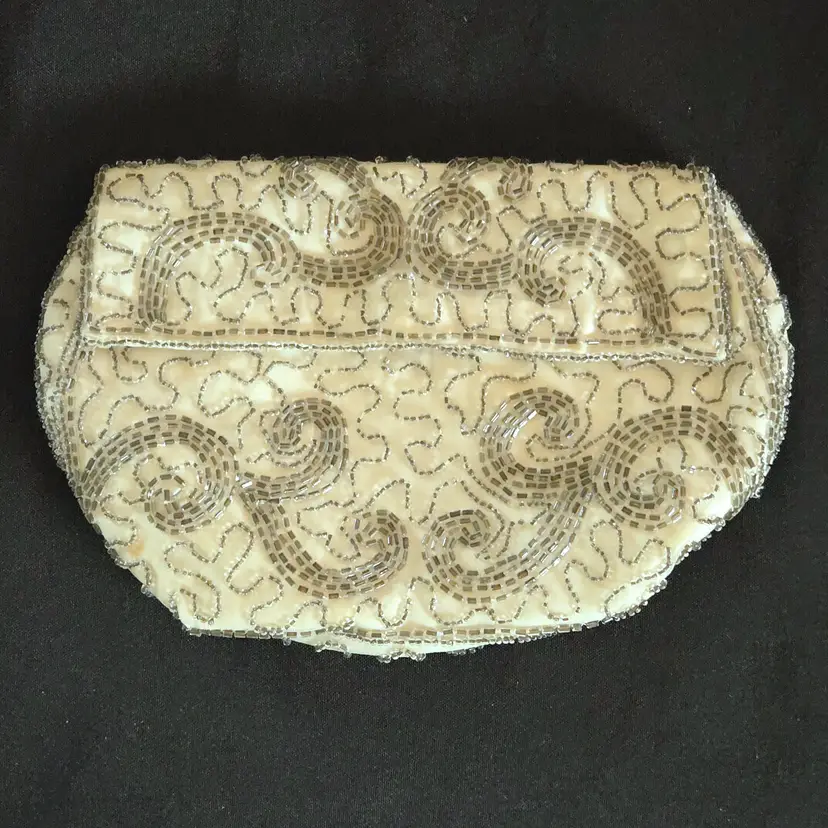Beaded Snap Clutch Bag Handmade in Belgium By Walborg 1950’s 4¾" × 7⅛" Vintage
