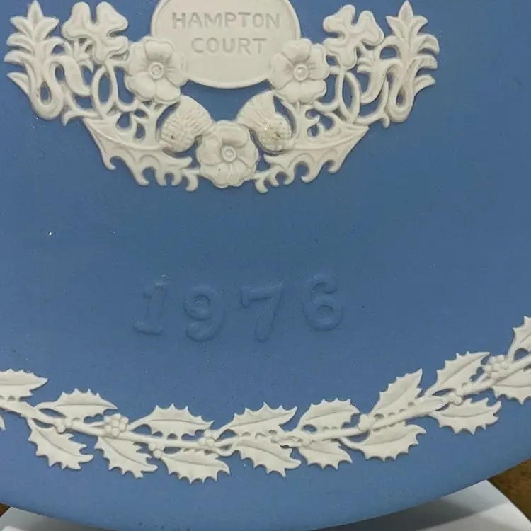 Wedgwood Christmas Plate 1976