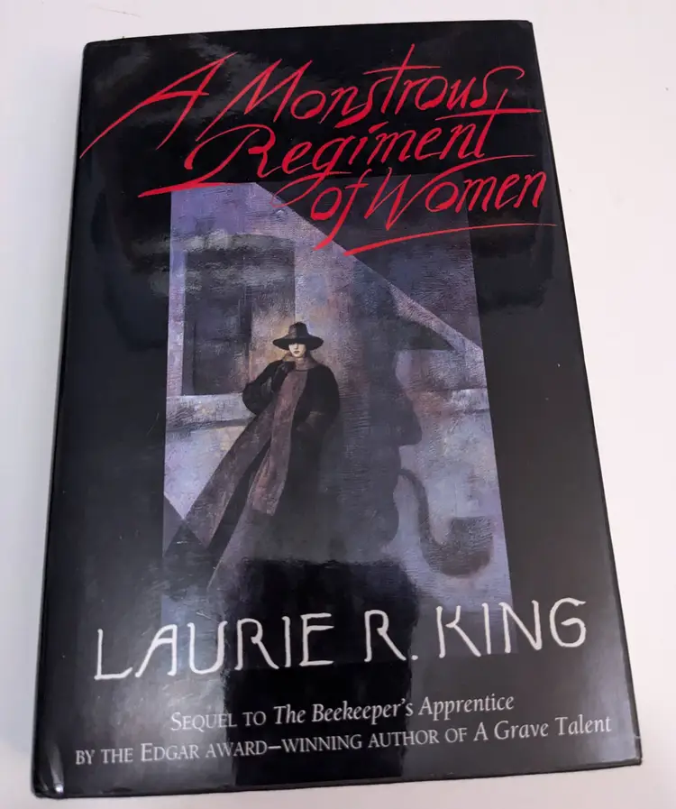 A Monstrous Regiment of Women - Laurie R. King (Hardcover)
