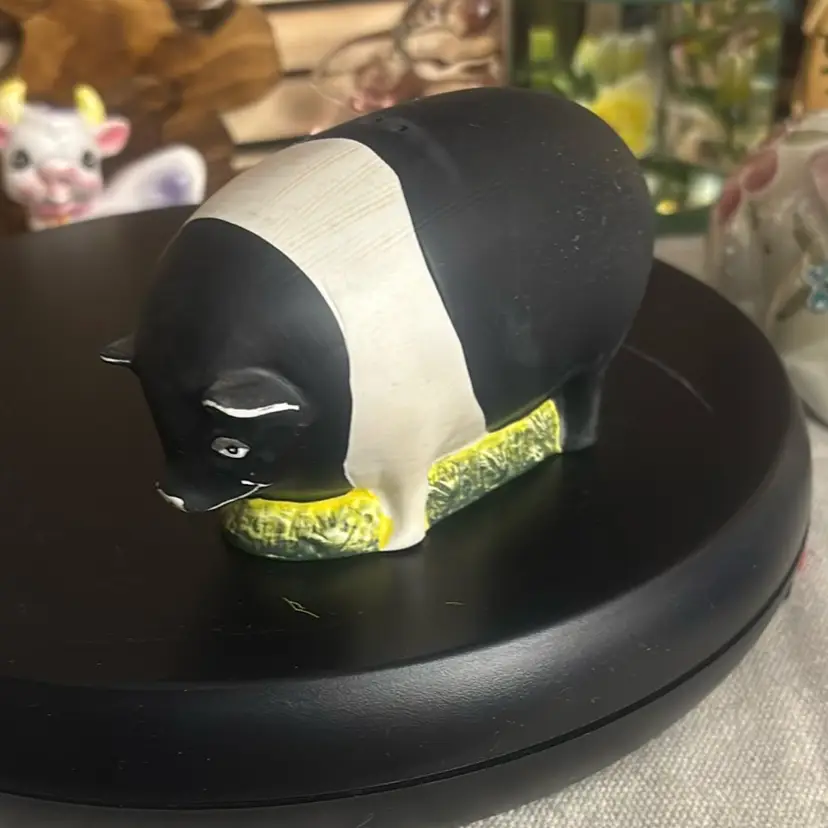 Sakura Single Pig Shaker