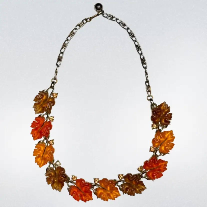 17” LISNER Molded Leaves Jelly Lucite Necklace, Gold Toned Orange & Amber READ
