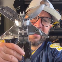 Plastic Robots