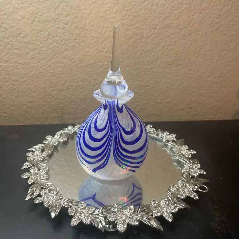 Gorgeous Signed Steven Correia Pulled Feather Perfume Bottle with Intact Stopper From Collector